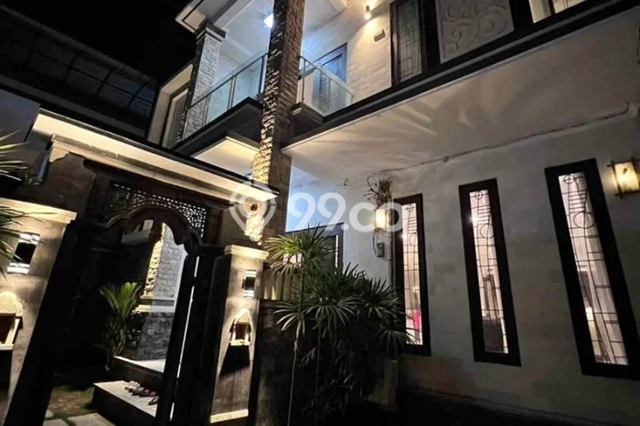 Disewakan! Rumah 3 Kamar Tidur &
3 Kamar Mandi di Pemogan, Denpasar Disewakan! Rumah 3 Kamar Tidur &
3 Kamar Mandi di Pemogan, Denpasar