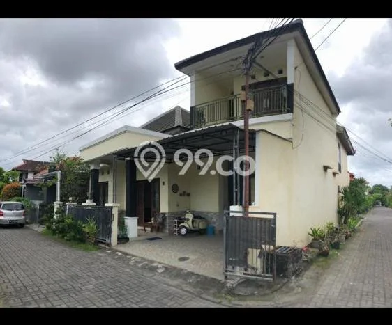 Rumah Luas Asri 5 KT Siap Pakai di Sesetan Denpasar Rumah Luas Asri 5 KT Siap Pakai di Sesetan Denpasar