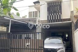 Rumah di Renon, 3 KT, Lingkungan Strategis, LT 200m² Bangunan 150m² Rumah di Renon, 3 KT, Lingkungan Strategis, LT 200m² Bangunan 150m²