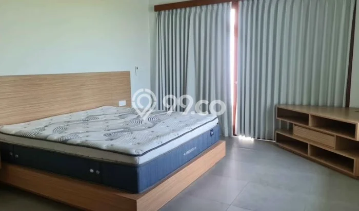 PILIHAN TEPAT! Rumah di , 3 KT, Dekat Sekolah, LT 250m2m² LB 400m2m² PILIHAN TEPAT! Rumah di , 3 KT, Dekat Sekolah, LT 250m2m² LB 400m2m²