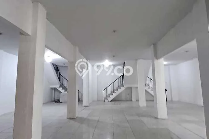 Disewakan Ruko di Kawasan Ramai Jurumudi Luas 600m2 Disewakan Ruko di Kawasan Ramai Jurumudi Luas 600m2