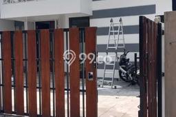 Rumah Mewah LB 117m2 Siap Huni Desain Elegan di Meruya, Jakarta Barat Rumah Mewah LB 117m2 Siap Huni Desain Elegan di Meruya, Jakarta Barat