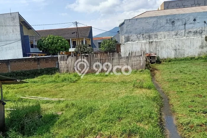 Jarang Ada! Tanah di Sumedang Selatan Punya Luas 1426m2 SHM Jarang Ada! Tanah di Sumedang Selatan Punya Luas 1426m2 SHM