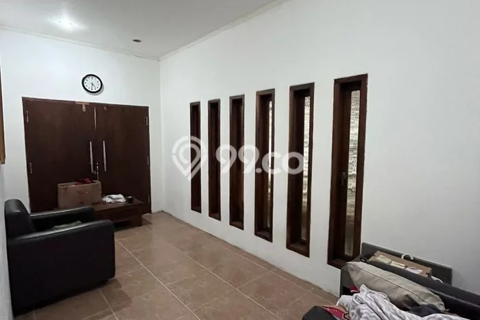 Rumah Strategis Modern Lb 180m2 di Jatinangor, Sumedang Rumah Strategis Modern Lb 180m2 di Jatinangor, Sumedang