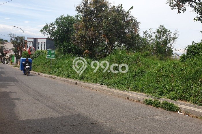 Lahan Kosong Dijual di Bandung dengan Area 91m2 Lahan Kosong Dijual di Bandung dengan Area 91m2