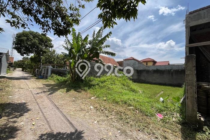 Dijual Tanah di Jatinangor Sumedang Luas 300m2 SHM Dijual Tanah di Jatinangor Sumedang Luas 300m2 SHM