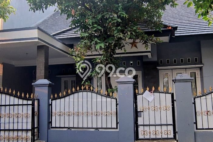 Disewakan Rumah Murah di Kemang Pratama Bekasi dengan 3 Kamar Tidur Disewakan Rumah Murah di Kemang Pratama Bekasi dengan 3 Kamar Tidur
