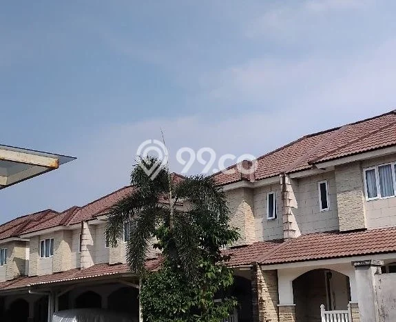 Lokasi strategis! Rumah siap pakai dikontrakkan di Bekasi Timur LB 240m2 Lokasi strategis! Rumah siap pakai dikontrakkan di Bekasi Timur LB 240m2