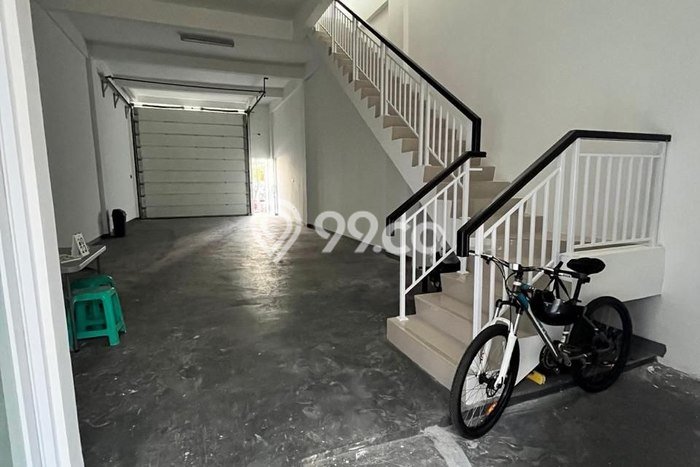 Unit Komersial Disewakan di Bekasi Kawasan Strategis Harga Kompetitif Unit Komersial Disewakan di Bekasi Kawasan Strategis Harga Kompetitif