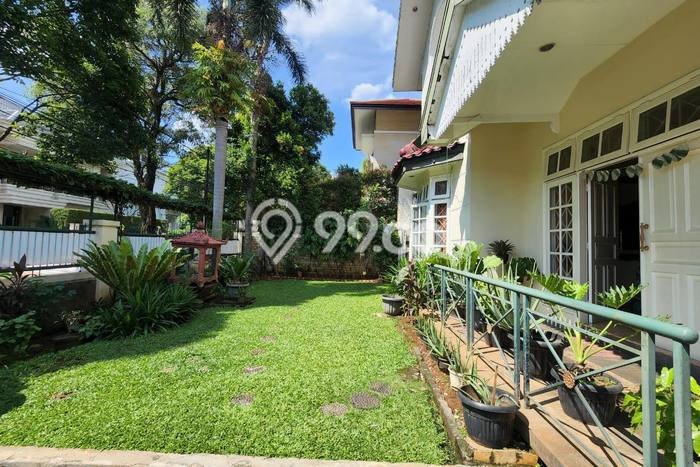 Rumah Elit Modern Siap Huni di Gandaria Jakarta Selatan Rumah Elit Modern Siap Huni di Gandaria Jakarta Selatan