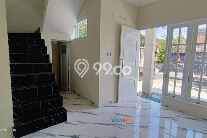 Rumah Luas Asri 4 KT Siap Pakai di Gentan Sukoharjo Rumah Luas Asri 4 KT Siap Pakai di Gentan Sukoharjo