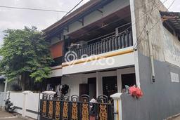 Rumah Luas Asri 6 KT Siap Huni di Jatiwaringin Bekasi Rumah Luas Asri 6 KT Siap Huni di Jatiwaringin Bekasi