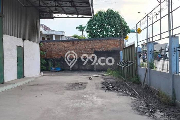 Unit Gudang Disewakan di Cikarang di Area Ramai & Strategis Unit Gudang Disewakan di Cikarang di Area Ramai & Strategis