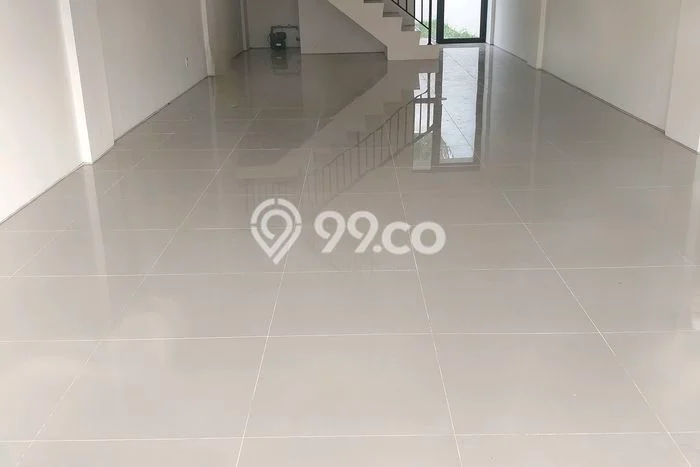 Ruko Komersial Disewakan di Cisauk Tangerang Luas 124m2 Ruko Komersial Disewakan di Cisauk Tangerang Luas 124m2