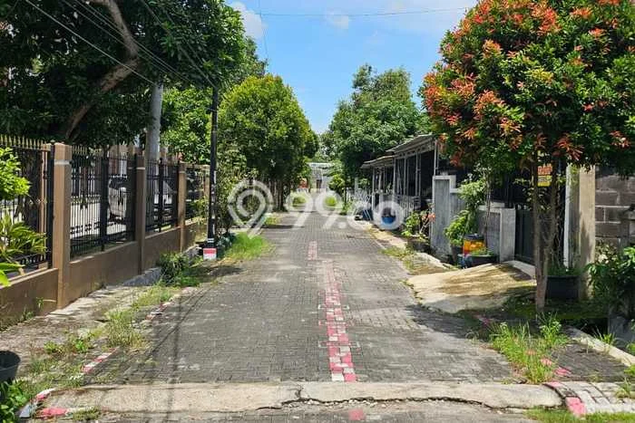 Lahan Kosong Dijual di Semarang dengan Area 156m2 Lahan Kosong Dijual di Semarang dengan Area 156m2