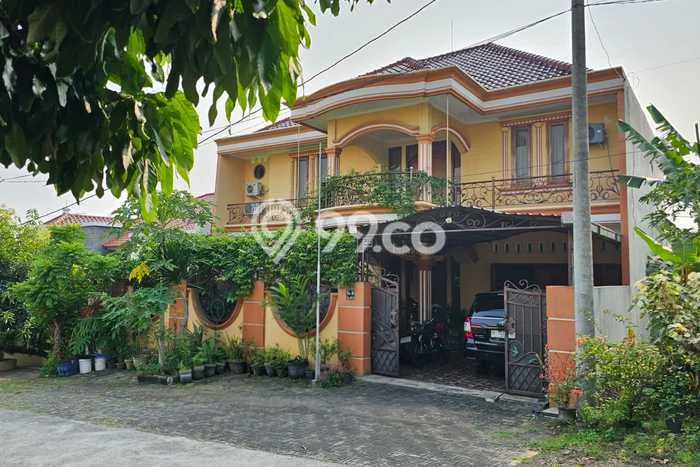 Ready to Use! Luxury House LT 243m2 Desain Modern di Manyaran Ready to Use! Luxury House LT 243m2 Desain Modern di Manyaran