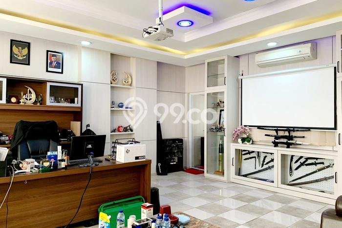 Gudang untuk disewa di Lippo Cikarang punya LT 1299m2 & LB 1126m2 harga sewa kompetitif Gudang untuk disewa di Lippo Cikarang punya LT 1299m2 & LB 1126m2 harga sewa kompetitif