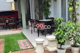 Rumah Nyaman dengan Luas Tanah 261m² dan Luas Bangunan 150m² di Kawasan Harapan Indah, Bekasi Rumah Nyaman dengan Luas Tanah 261m² dan Luas Bangunan 150m² di Kawasan Harapan Indah, Bekasi