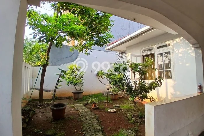 Dijual Rumah Premium dengan Fasilitas Sekitar Lengkap di Jagakarsa, Jakarta Selatan Dijual Rumah Premium dengan Fasilitas Sekitar Lengkap di Jagakarsa, Jakarta Selatan