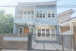 Dijual Rumah Mewah Elegan Dengan View Cantik di Cipinang, Jakarta Timur Dijual Rumah Mewah Elegan Dengan View Cantik di Cipinang, Jakarta Timur