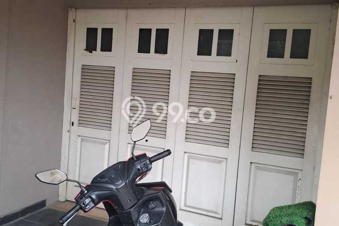 For Sale Hunian Rumah Terawat 5 Kamar di Pekayon, Bekasi For Sale Hunian Rumah Terawat 5 Kamar di Pekayon, Bekasi