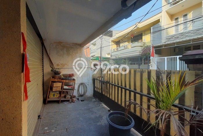 Rumah Modern 2 KT di Tomang Jakarta Barat Rumah Modern 2 KT di Tomang Jakarta Barat