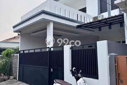 Siap Huni Rumah Mewah 5 Kamar di Kebon Jeruk Dekat ke Mana Pun Siap Huni Rumah Mewah 5 Kamar di Kebon Jeruk Dekat ke Mana Pun