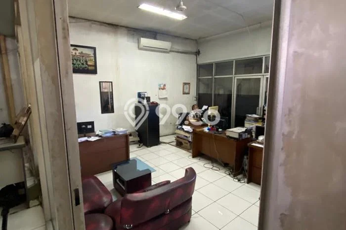 Dijual Kantor Area Bisnis Kawasan , Luas 320m2m², Jalan Utama Dijual Kantor Area Bisnis Kawasan , Luas 320m2m², Jalan Utama