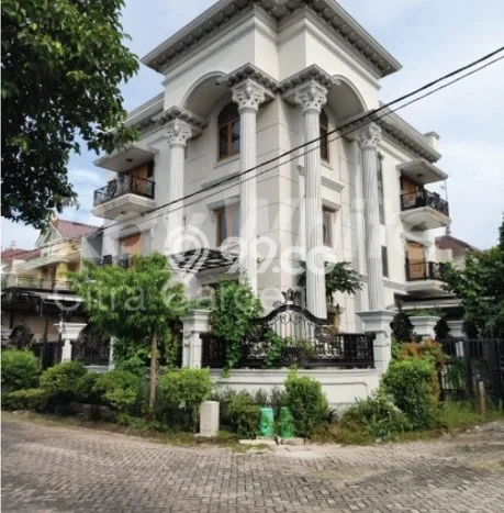Ready to Use! Luxury House LT 337m2 Desain Elegan di Daan Mogot Ready to Use! Luxury House LT 337m2 Desain Elegan di Daan Mogot