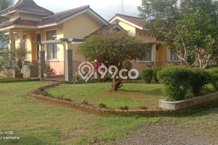 Siap Huni Hunian Elit 5 Kamar di Bandongan Dekat ke Mana Saja Siap Huni Hunian Elit 5 Kamar di Bandongan Dekat ke Mana Saja