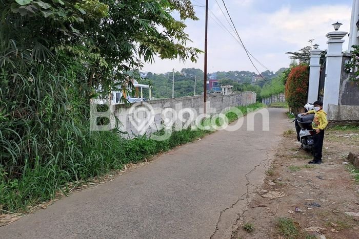 Tanah untuk Dijual Lokasi Babakan Madang, Bogor Luas 1030m2 SHM Tanah untuk Dijual Lokasi Babakan Madang, Bogor Luas 1030m2 SHM