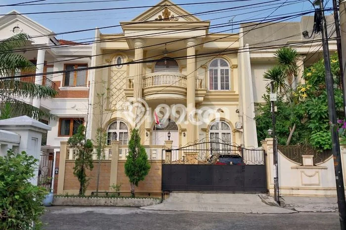 Jual Rumah Luas Elegan Dengan View Cantik di Sunter, Jakarta Utara Jual Rumah Luas Elegan Dengan View Cantik di Sunter, Jakarta Utara