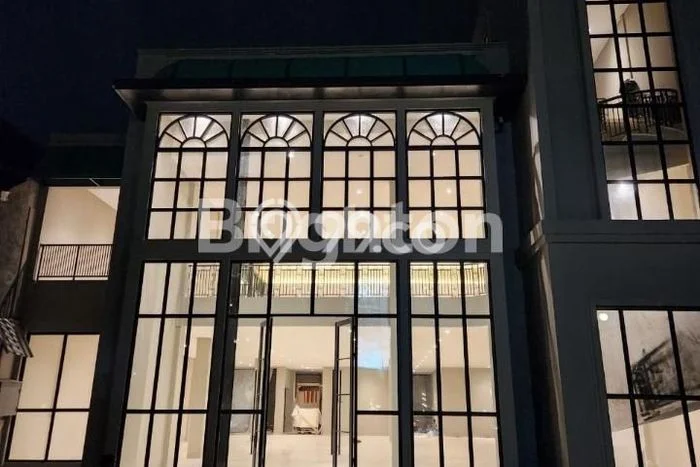 Komersial Bagus Dijual LB 800m2 Lokasi Strategis Bandung Area Cocok untuk Bisnis Komersial Bagus Dijual LB 800m2 Lokasi Strategis Bandung Area Cocok untuk Bisnis