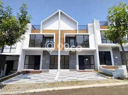 Rumah Luas Asri 3 KT Siap Huni di Bukit Sentul Bogor Rumah Luas Asri 3 KT Siap Huni di Bukit Sentul Bogor