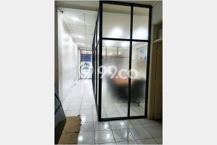 Ruko Dijual di Jakarta Utara LT 63m2 & LB 234m2 Lokasi Terbaik! Ruko Dijual di Jakarta Utara LT 63m2 & LB 234m2 Lokasi Terbaik!
