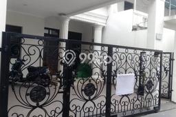 Jual Rumah Strategis Bagus Punya 4 KT di Duren Sawit Jakarta Timur SHM Jual Rumah Strategis Bagus Punya 4 KT di Duren Sawit Jakarta Timur SHM