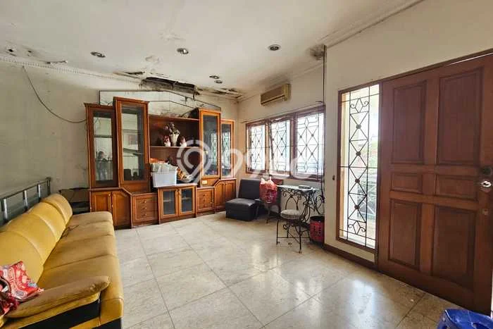 Ready to Use! Luxury House LT 216m2 Desain Modern di Grogol Ready to Use! Luxury House LT 216m2 Desain Modern di Grogol