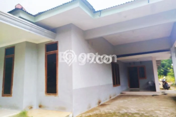 DIJUAL CEPAT! Rumah Modern area Pangkal Balam, Pangkal Pinang, Luas 1238m² LB 120m² BISA KPR! DIJUAL CEPAT! Rumah Modern area Pangkal Balam, Pangkal Pinang, Luas 1238m² LB 120m² BISA KPR!