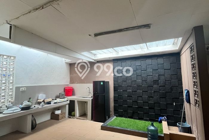 Disewakan Hunian Konsep Modern di Medan Satria Bekasi dengan 4 Kamar Disewakan Hunian Konsep Modern di Medan Satria Bekasi dengan 4 Kamar