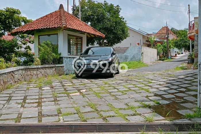 Siap Huni Hunian Elit 6 Kamar di Banyumanik Dekat ke Mana Pun Siap Huni Hunian Elit 6 Kamar di Banyumanik Dekat ke Mana Pun