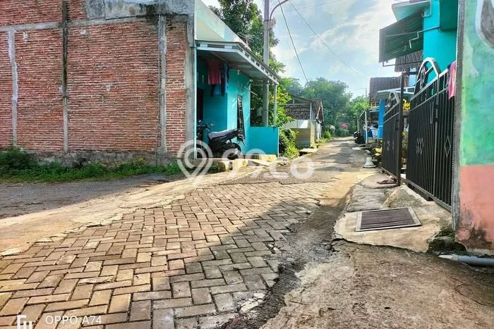 Dijual Kost Strategis di Mijen, Semarang 8 KT, 8 KM, Luas Bangunan 120m2 Dijual Kost Strategis di Mijen, Semarang 8 KT, 8 KM, Luas Bangunan 120m2