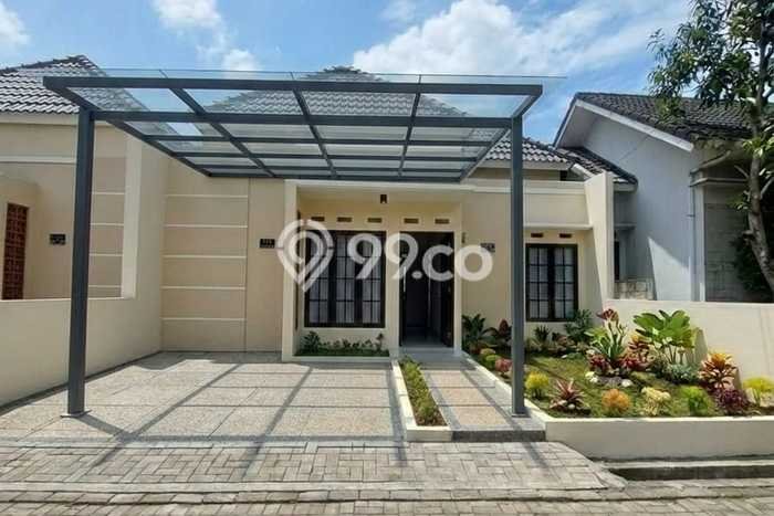 Rumah Sederhana Dijual di Gunung Pati 2 Kamar dengan LT 120m2 Rumah Sederhana Dijual di Gunung Pati 2 Kamar dengan LT 120m2