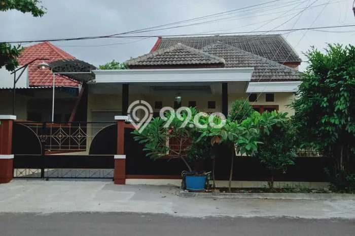Jual Rumah Mewah Megah Dengan View Cantik di Puspowarno, Semarang Jual Rumah Mewah Megah Dengan View Cantik di Puspowarno, Semarang