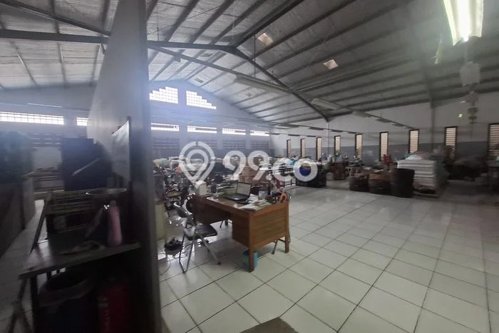 Unit Gudang Tersedia di Taman Kopo Indah Spesifikasi LB 400m2 Unit Gudang Tersedia di Taman Kopo Indah Spesifikasi LB 400m2