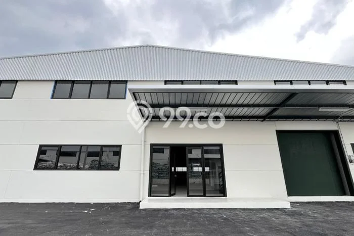Disewakan Gudang komersial di Rancaekek luas bangunan 1150m2 Disewakan Gudang komersial di Rancaekek luas bangunan 1150m2