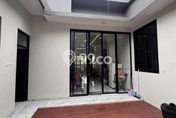 For Sale Rumah Elit Exclusive di BSD, Tangerang Selatan For Sale Rumah Elit Exclusive di BSD, Tangerang Selatan