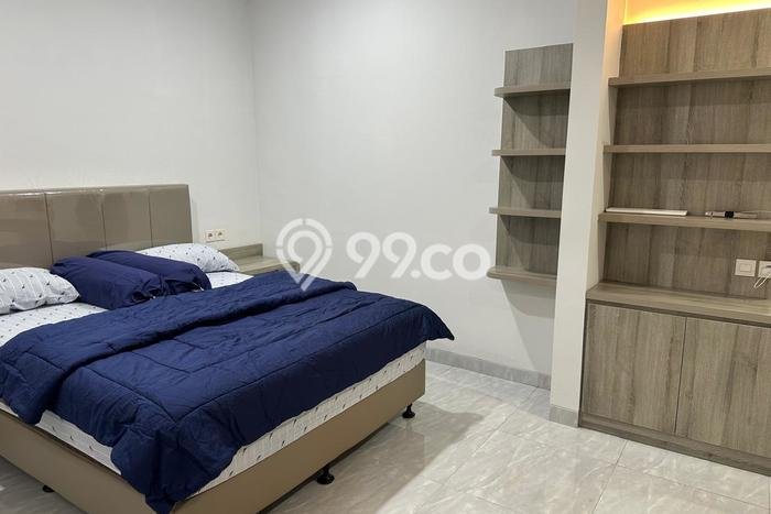 Rumah Cantik Siap Pakai Di BSD Luas 220m2 Lokasi Strategis Rumah Cantik Siap Pakai Di BSD Luas 220m2 Lokasi Strategis
