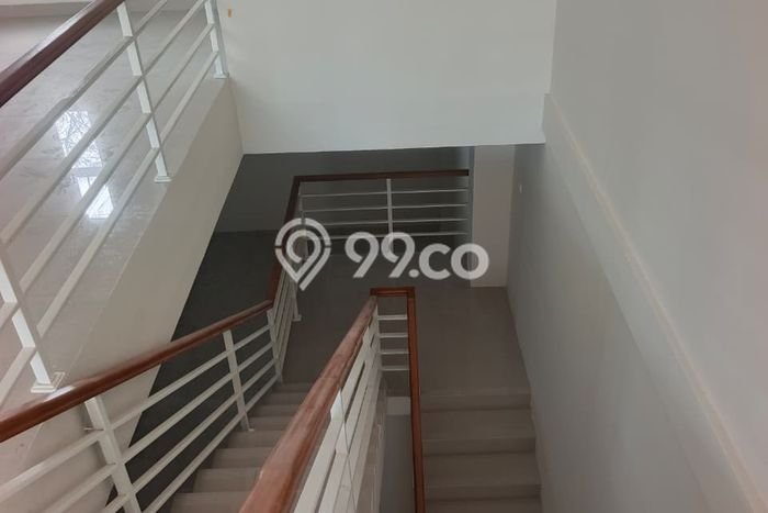 LOKASI BISNIS! Gudang Disewakan Kawasan Pulo Gadung, Luas 290m², Akses Strategis LOKASI BISNIS! Gudang Disewakan Kawasan Pulo Gadung, Luas 290m², Akses Strategis