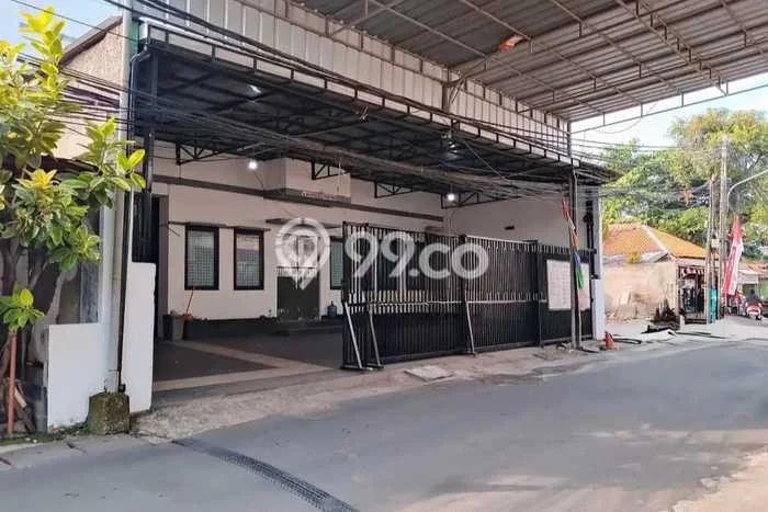 Gudang di Bintara, Luas 300m², Pusat Bisnis, Lokasi Strategis Gudang di Bintara, Luas 300m², Pusat Bisnis, Lokasi Strategis