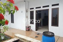 Rumah Elit Modern Tanpa Renovasi di Cibubur Bekasi Rumah Elit Modern Tanpa Renovasi di Cibubur Bekasi